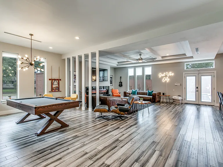 4826 Hopkins Ave — Photo 4