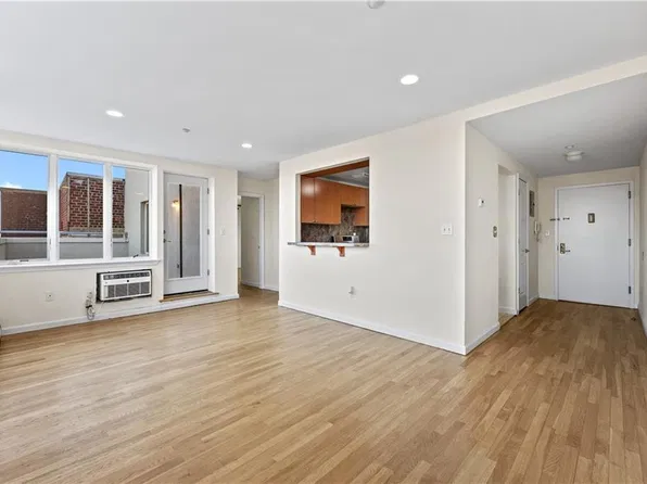 2072 Ocean Ave APT 701, Brooklyn, NY 11230
