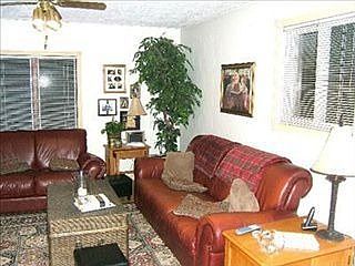 1st image of 5068 Chapin St