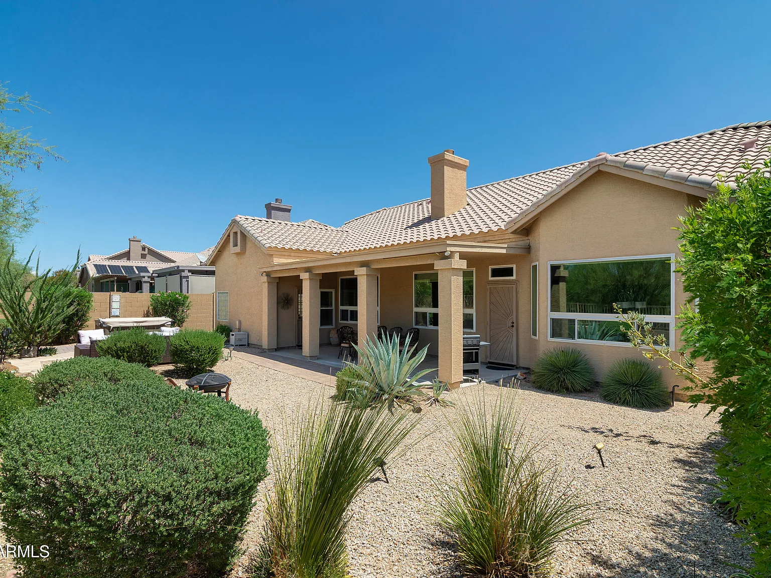 4 bed, 2.0 bath, 2311 sqft, $7,000 — Photo 3