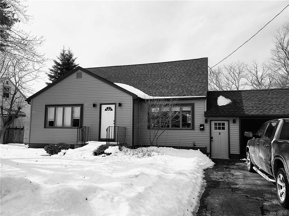 1st image of 168 Warren Ave