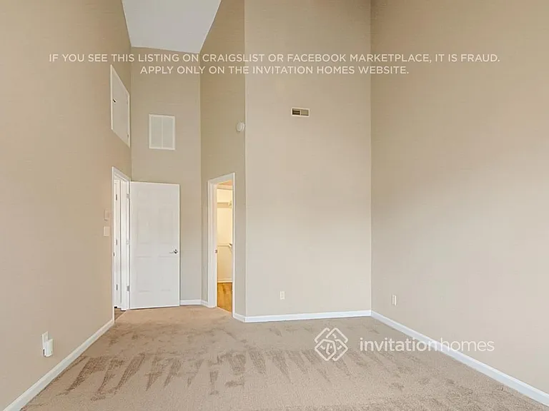 53 Hobson Ln — Photo 18