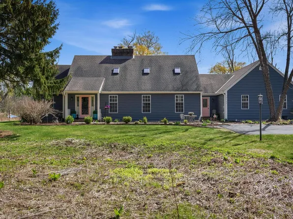 13725 N Lake Shore DRIVE, Mequon, WI 53097