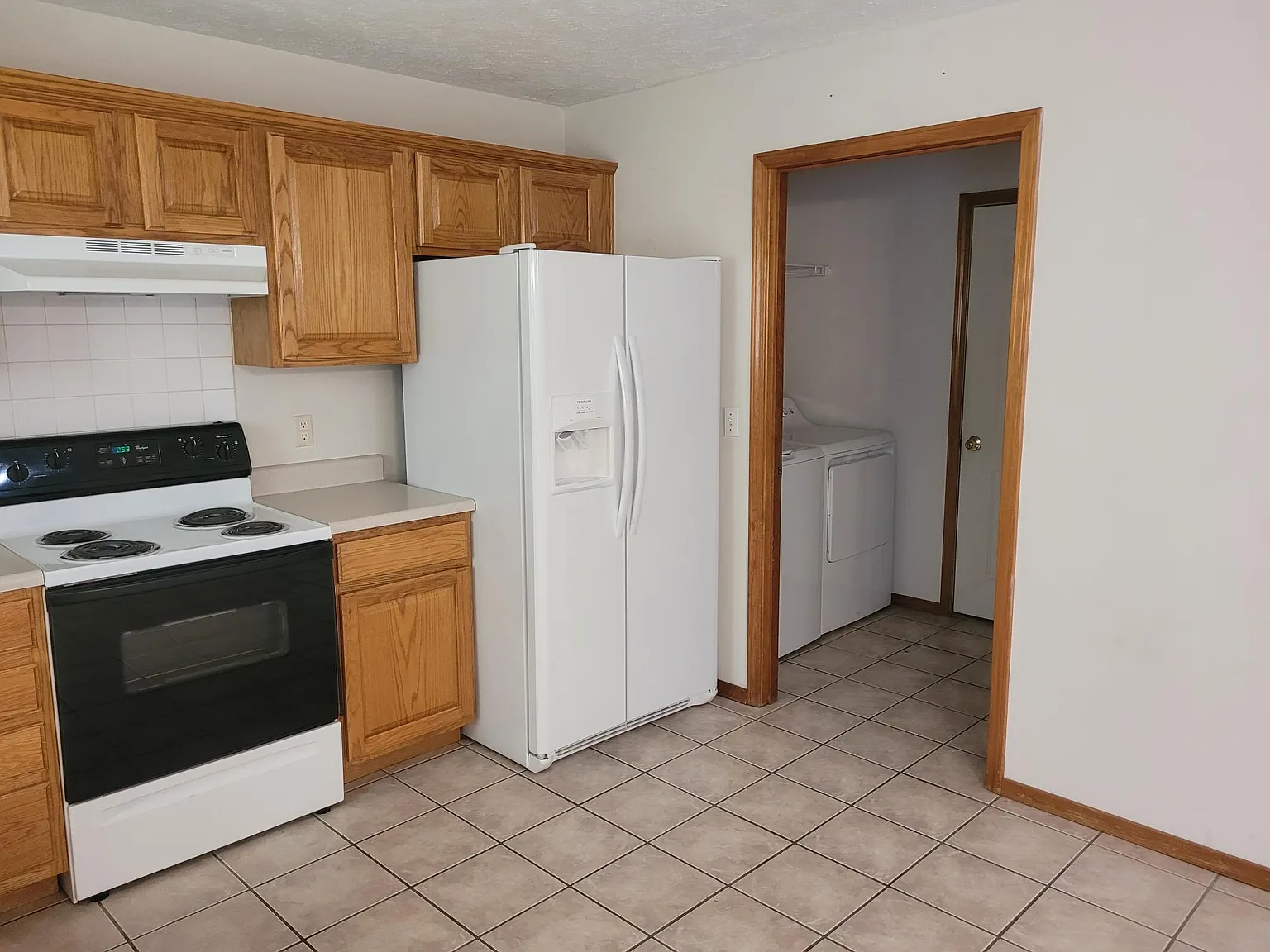 4459 W Westwood Dr — Photo 4