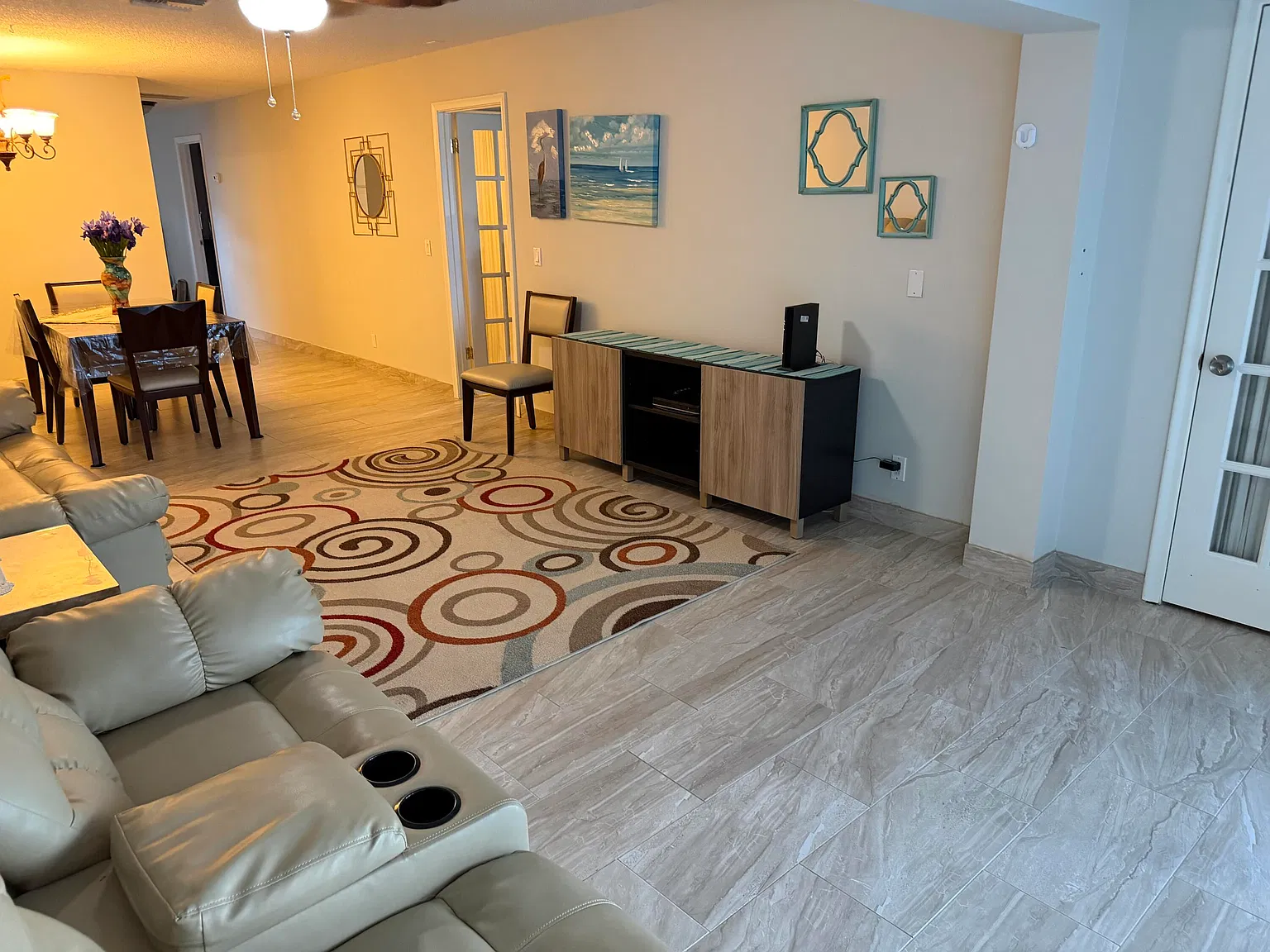 2 bed, 2.0 bath, 1148 sqft, $2,000 — Photo 3