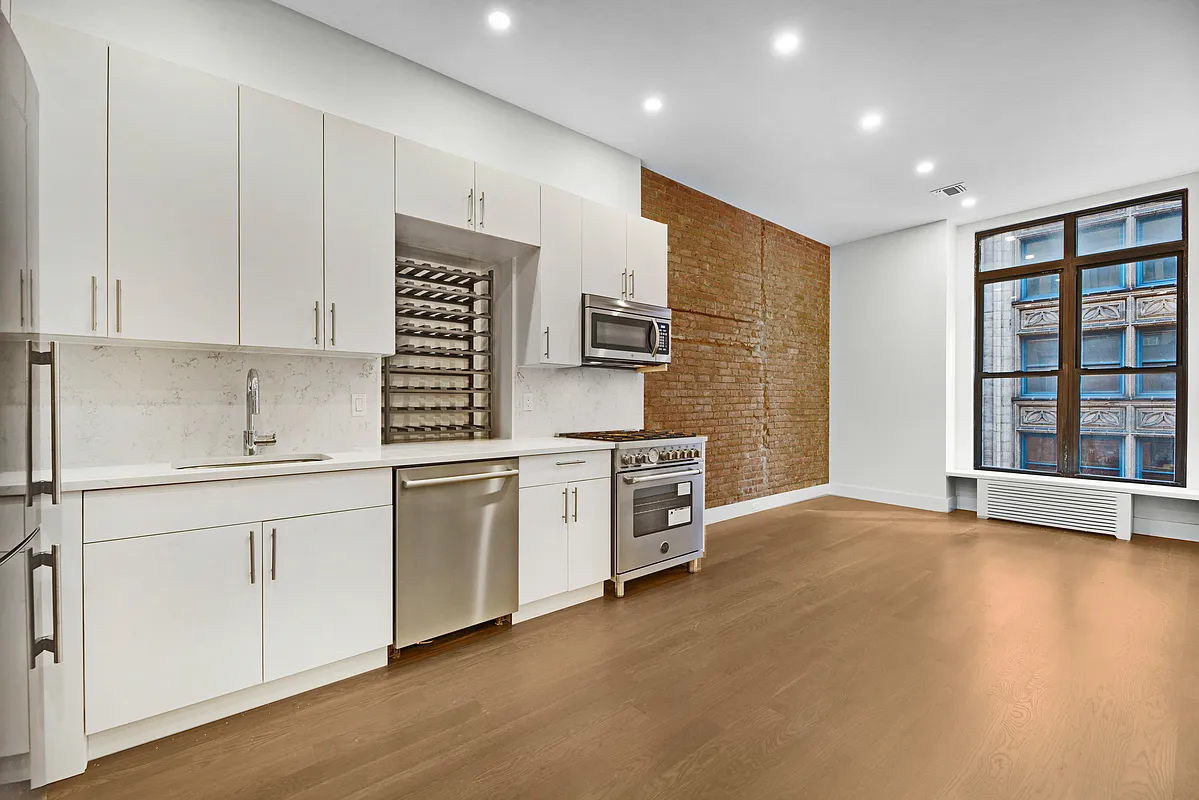 121 Madison Avenue 9E