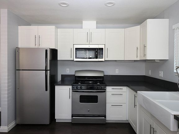 3rd image of 50 Granada Ave
