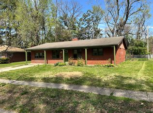 603 S Dixon Ave, Carbondale, IL 62901
