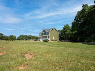 6858 Stone Bridge Rd, Carnesville, GA 30521