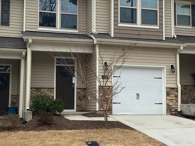 1308 Compass Dr — Photo 1