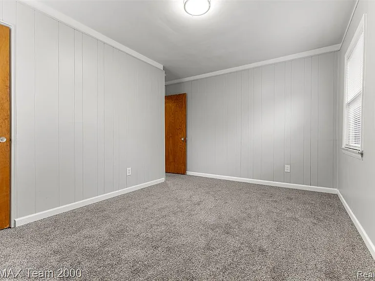 7322 Fenton St — Photo 24
