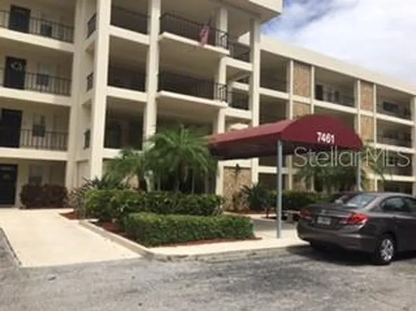 7461 W Country Club Dr N APT 409, Sarasota, FL 34243