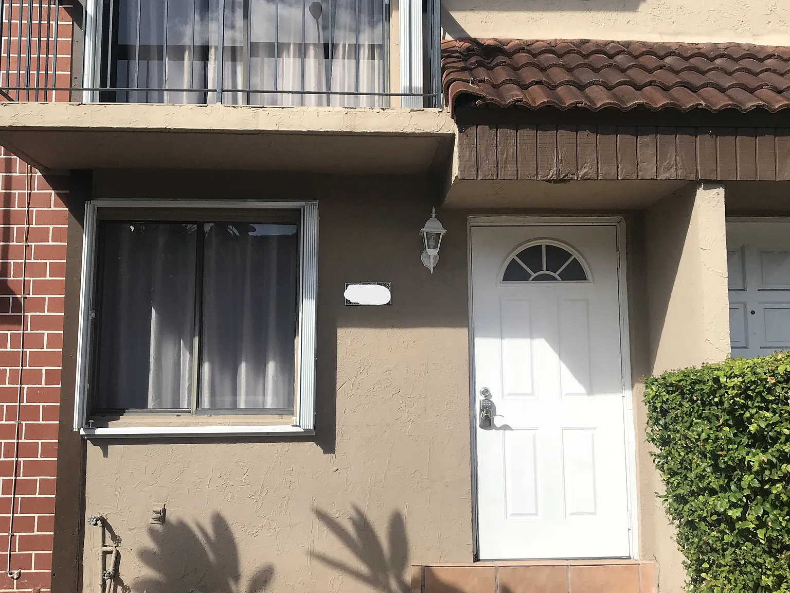 2 bed, 1.5 bath, 900 sqft, $2,300 — Photo 3