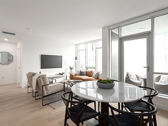 4th image of 4988 Cambie St #205