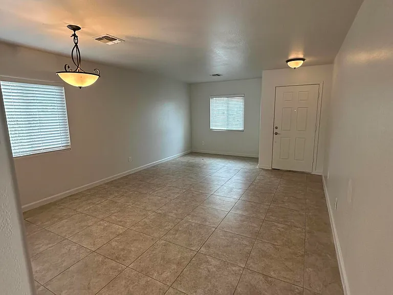 3901 E Morenci Rd — Photo 5