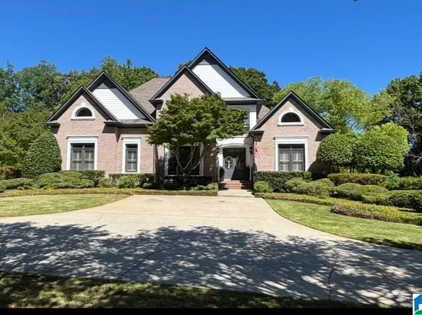 5072 Greystone Way, Birmingham, AL 35242