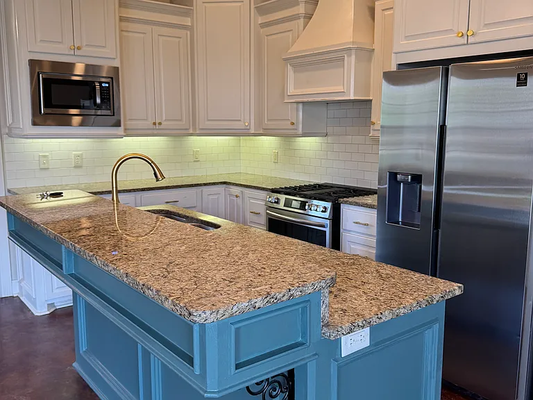 715 Chambord Dr — Photo 13