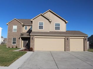 6443 Clary Circle Dr, Greenwood, IN 46143