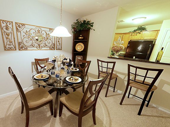 3rd image of 519 Old Colonial Way Floor 3