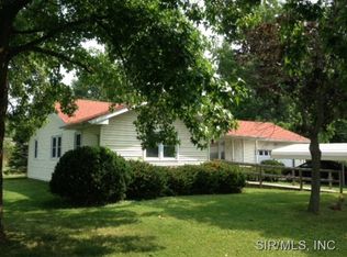 217 W Franklin St, Worden, IL 62097