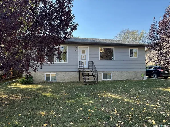 202 4th AVENUE, Landis, SK S0K 2K0