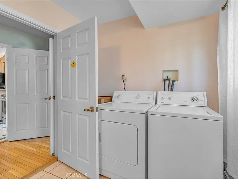 5452 Halbrent Ave — Photo 16