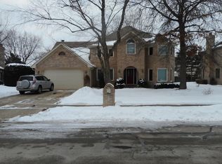 24 Founders Pointe N, Bloomingdale, IL 60108