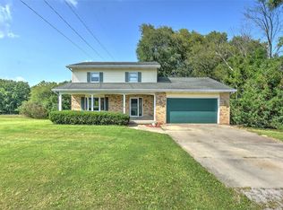 860 Sarah Dr, Decatur, IL 62526