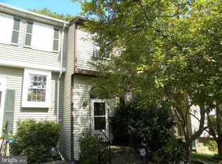 7118 Dijohn Court Dr, Alexandria, VA 22315