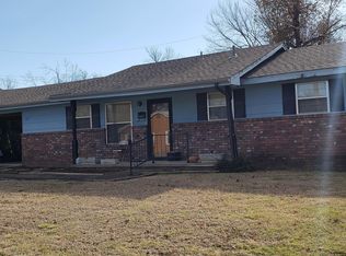 1127 6th Ave NW, Miami, OK 74354