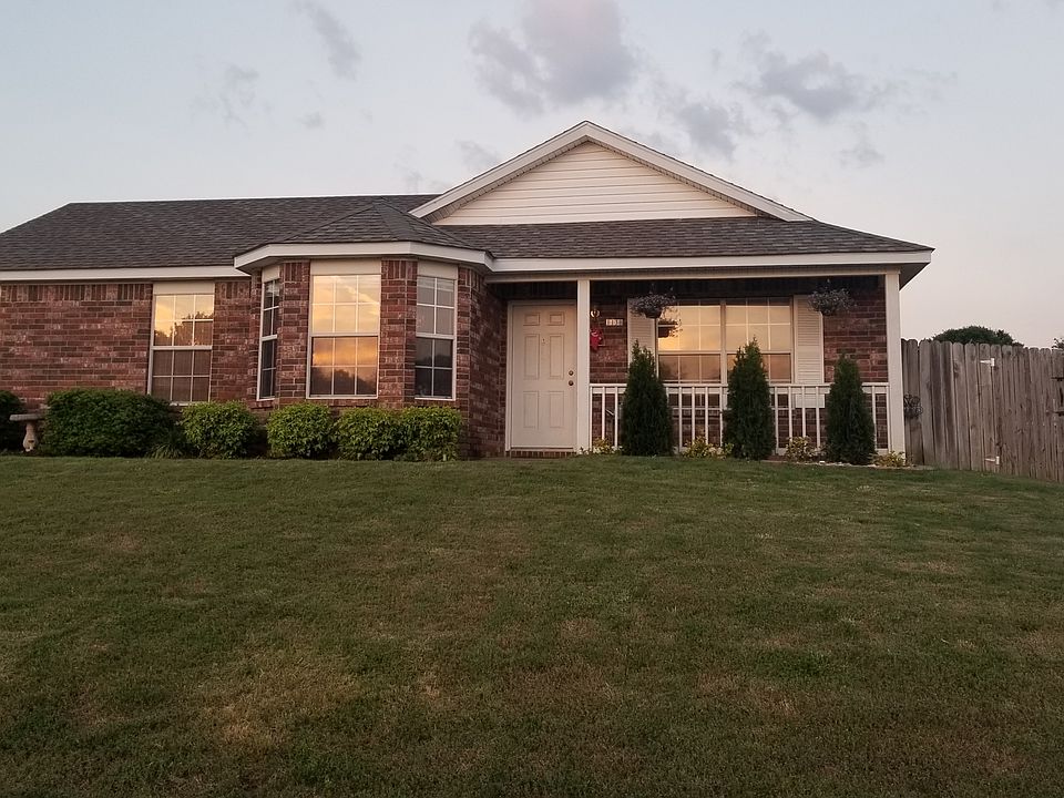 1st image of 1138 S Camellia Ln