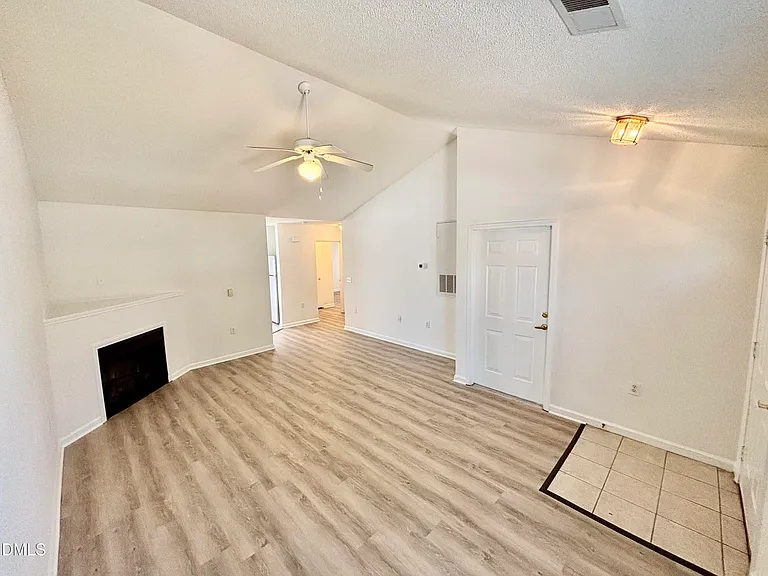 11381 Involute Pl #103 — Photo 3