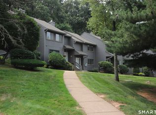 156 Conestoga Way #156, Glastonbury, CT 06033