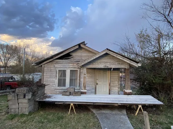 1275 6th St NE, Cleveland, TN 37311