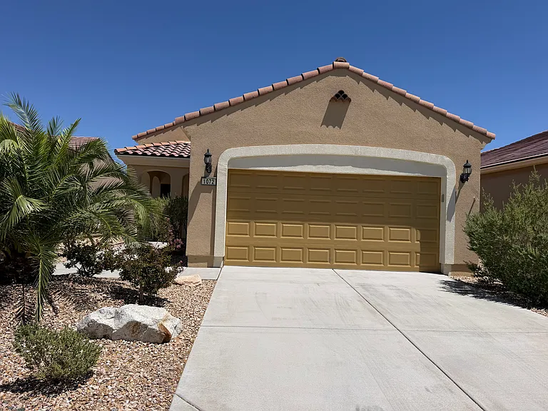 1072 Bunkhouse Ct — Photo 31