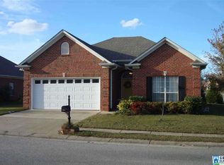 185 Daventry Dr, Calera, AL 35040