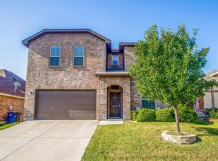 9913 Osprey Dr, Fort Worth, TX 76108