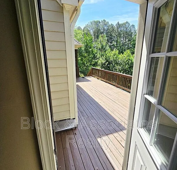 10216 San Remo Pl — Photo 25
