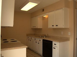 1528 Eagle Lake Rd, Sealy, TX 77474