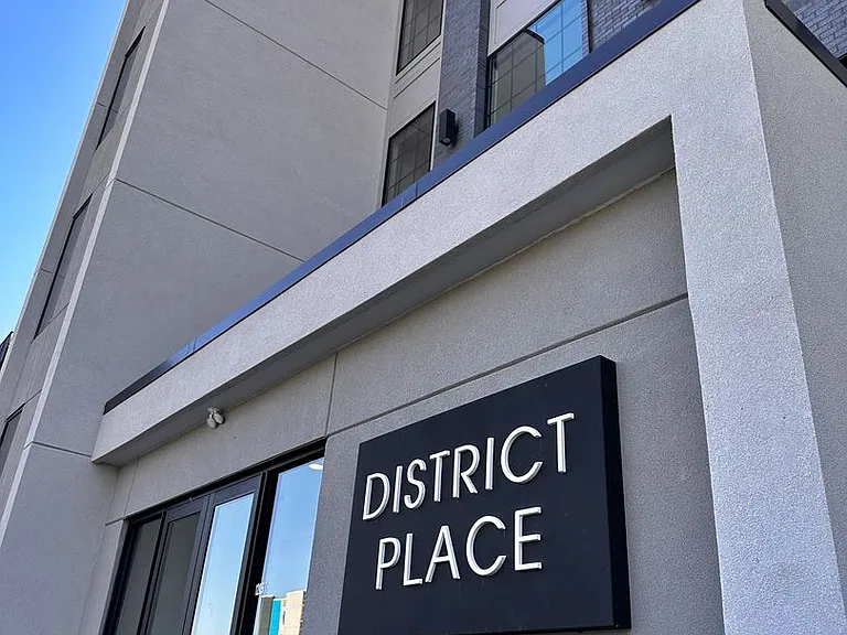 District Place — Photo 14