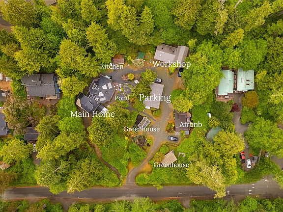 3rd image of 1364 Chesterman Beach Rd