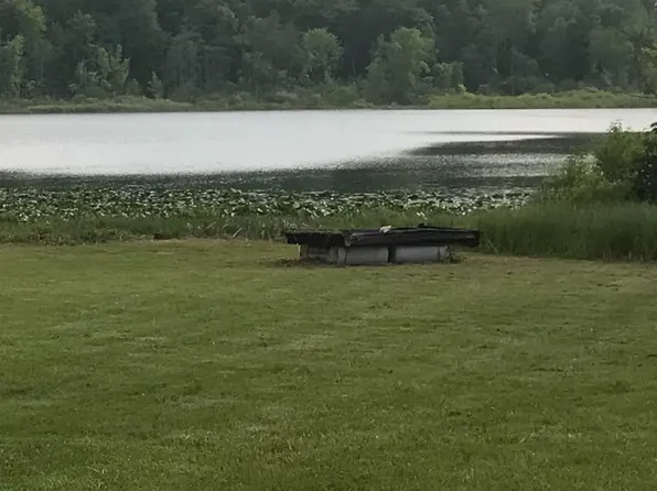 64945 Calvin Center Rd, Cassopolis, MI 49031