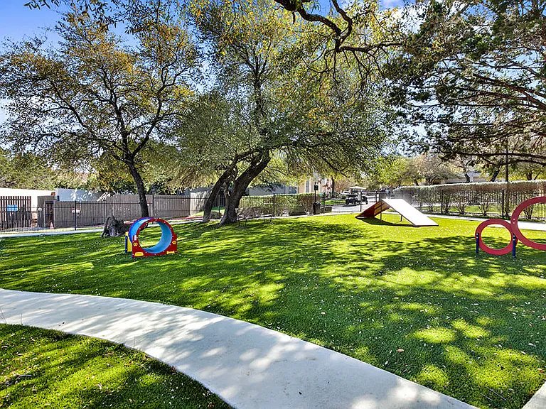 Barton Creek Villas — Photo 39