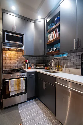 Rented by Compass | media 36