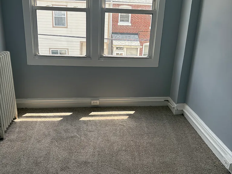 812 Tuckerman St NW — Photo 12