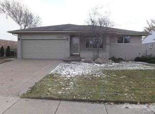 13618 Brougham Dr, Sterling Heights, MI 48312