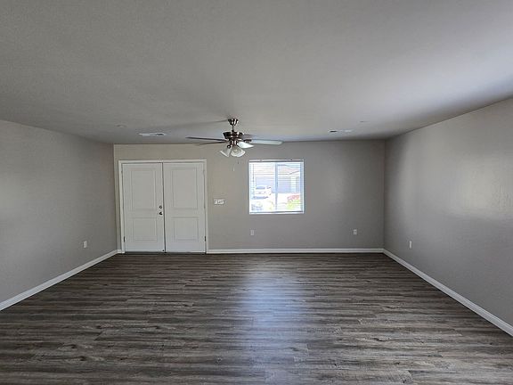 3rd image of 1837 Walnut Dr