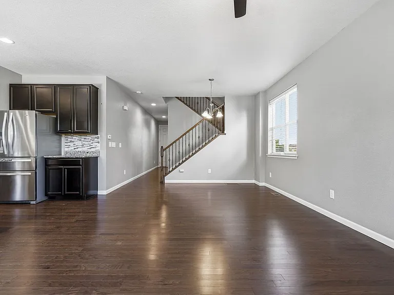 614 W 170th Pl — Photo 7