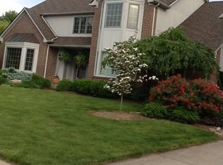 1959 Spruce Dr, Carmel, IN 46033