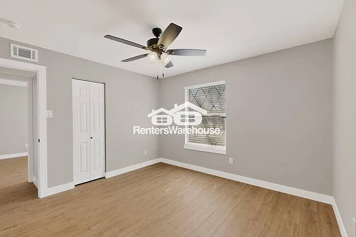 2605 Royal Oaks Dr — Photo 30